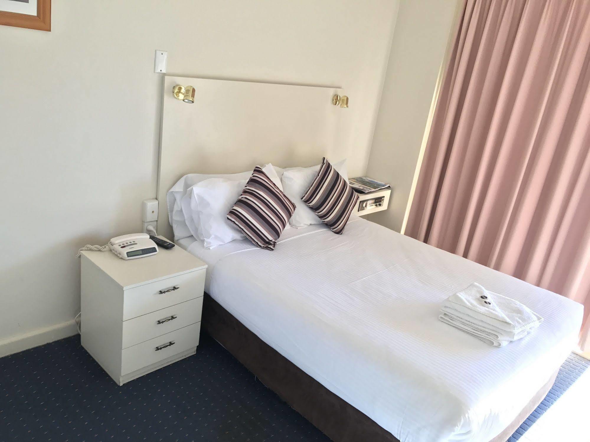 Orange Motor Lodge Ngoại thất bức ảnh